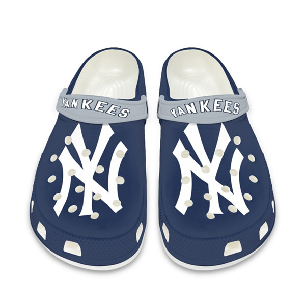 Women's New York Yankees Bayaband Clog Shoes